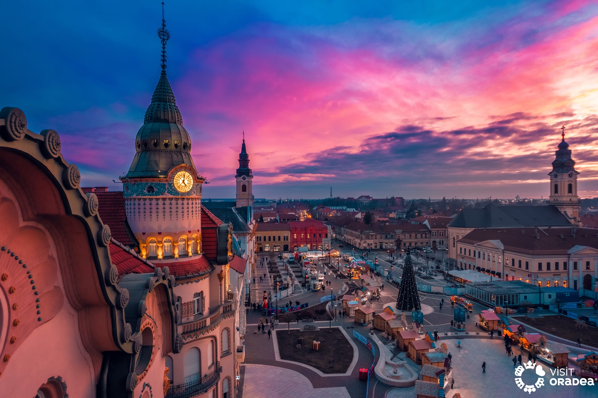 Unirii Square in Oradea