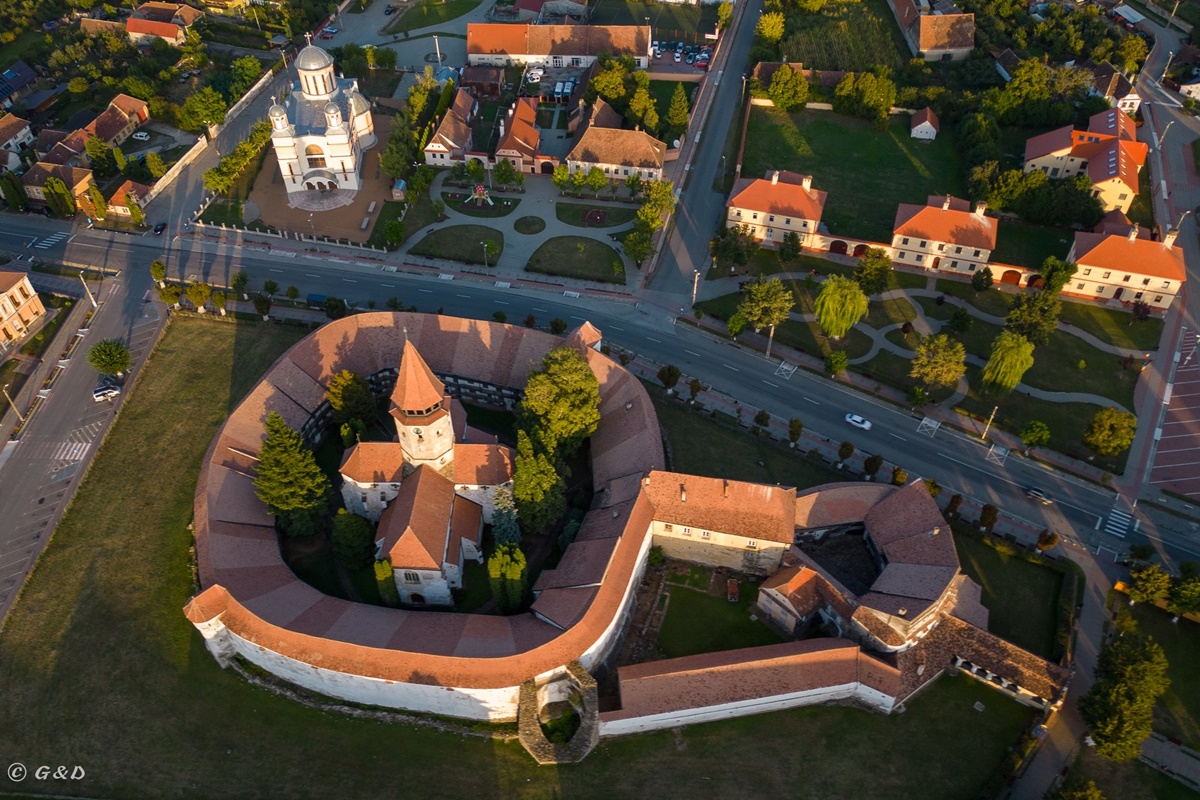 Fortified church | Tartlau Farm | Prejmer