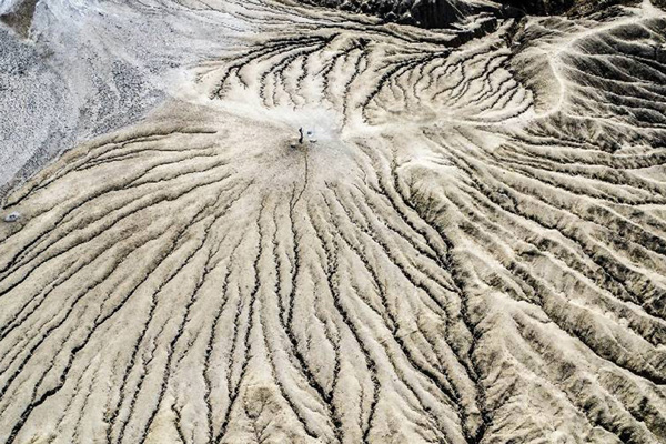 fpmdjmljh8kg7la2357l6vq2uyrqey