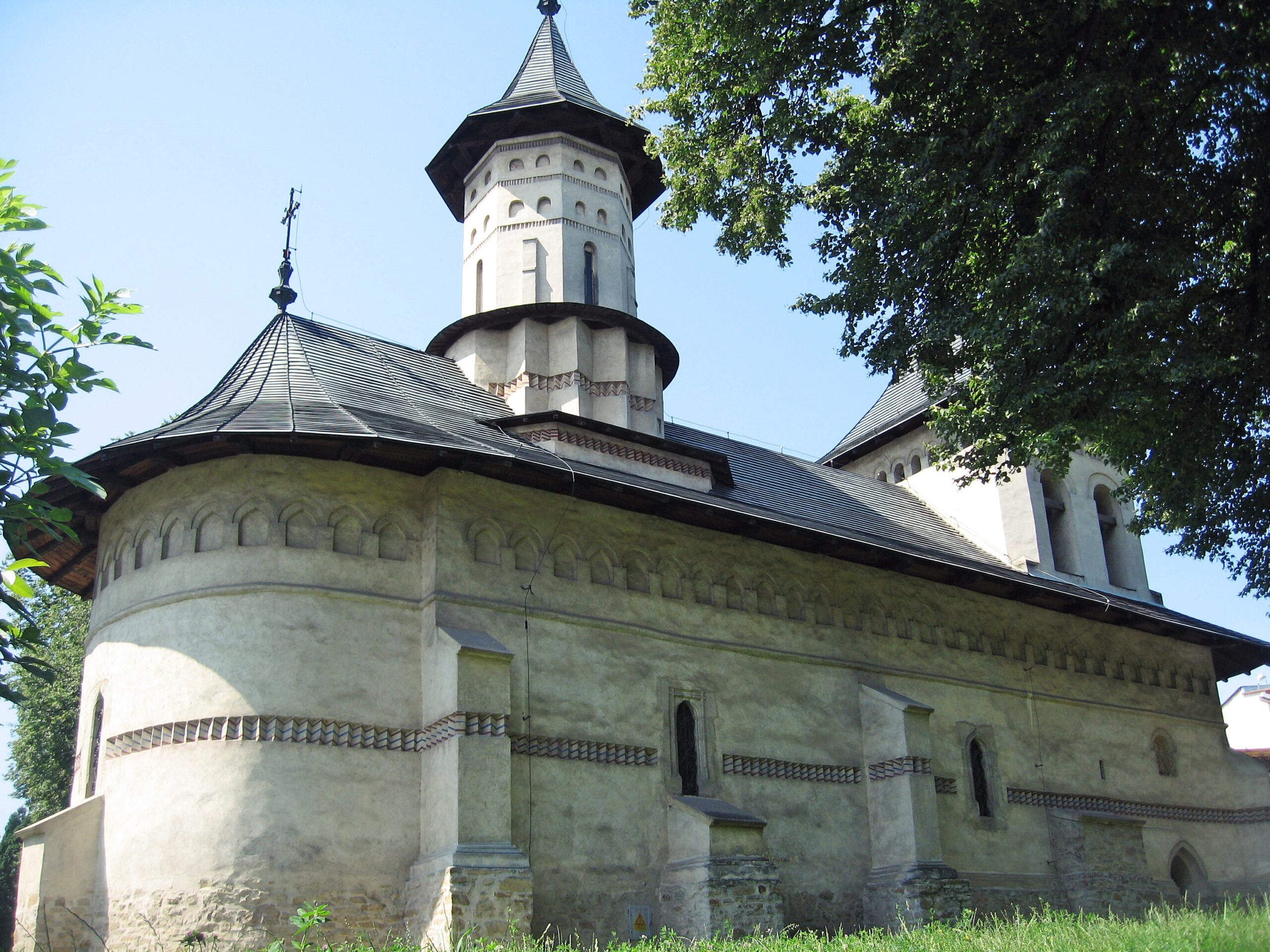 Biserica_Sfântul_Nicolae-scaled