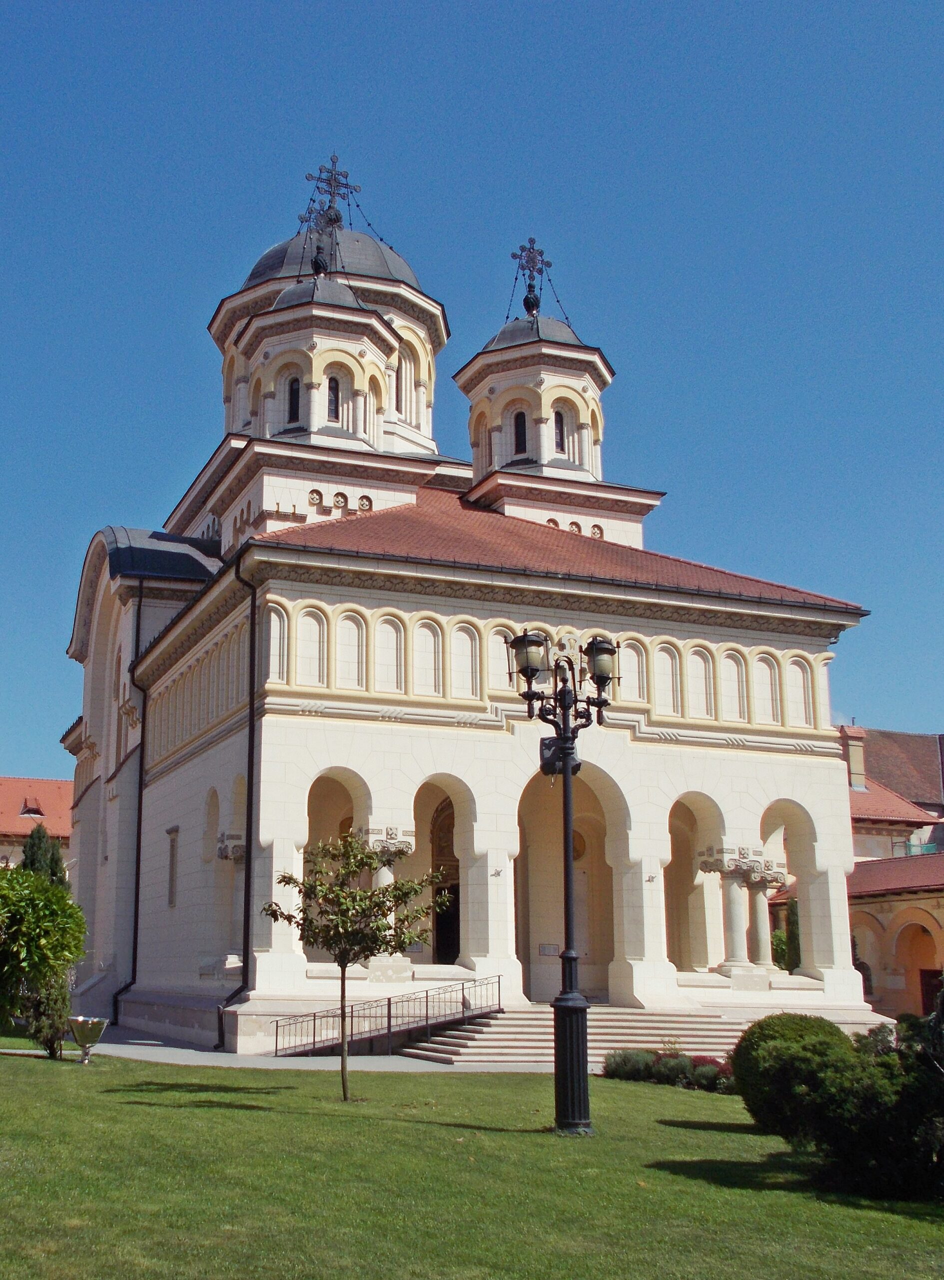 Alba_Iulia_Catedrala_Reîntregirii-scaled