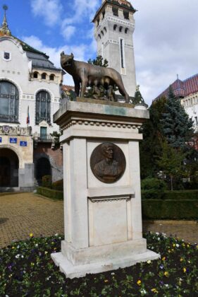 palatul-administrativ-2-2-281x420