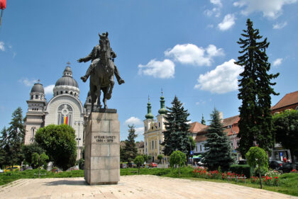 The statue of Avram Iancu