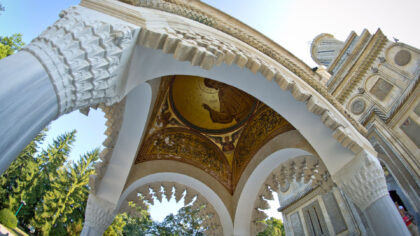 Curtea-de-Arges2-1-420x236