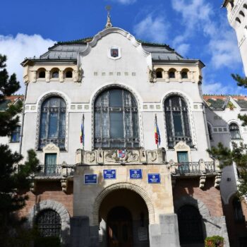 Verwaltungspalast2-350x350