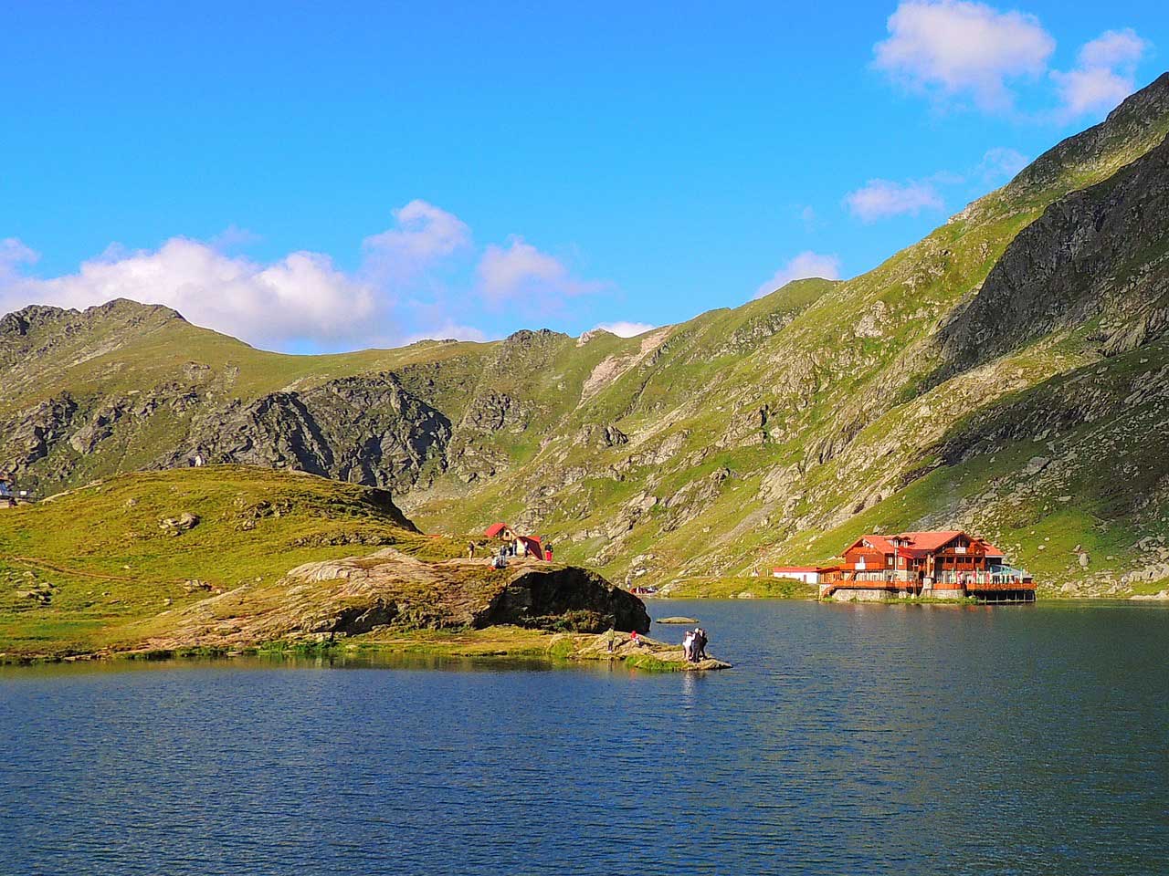 balea-lac-1747851_1280-1-1