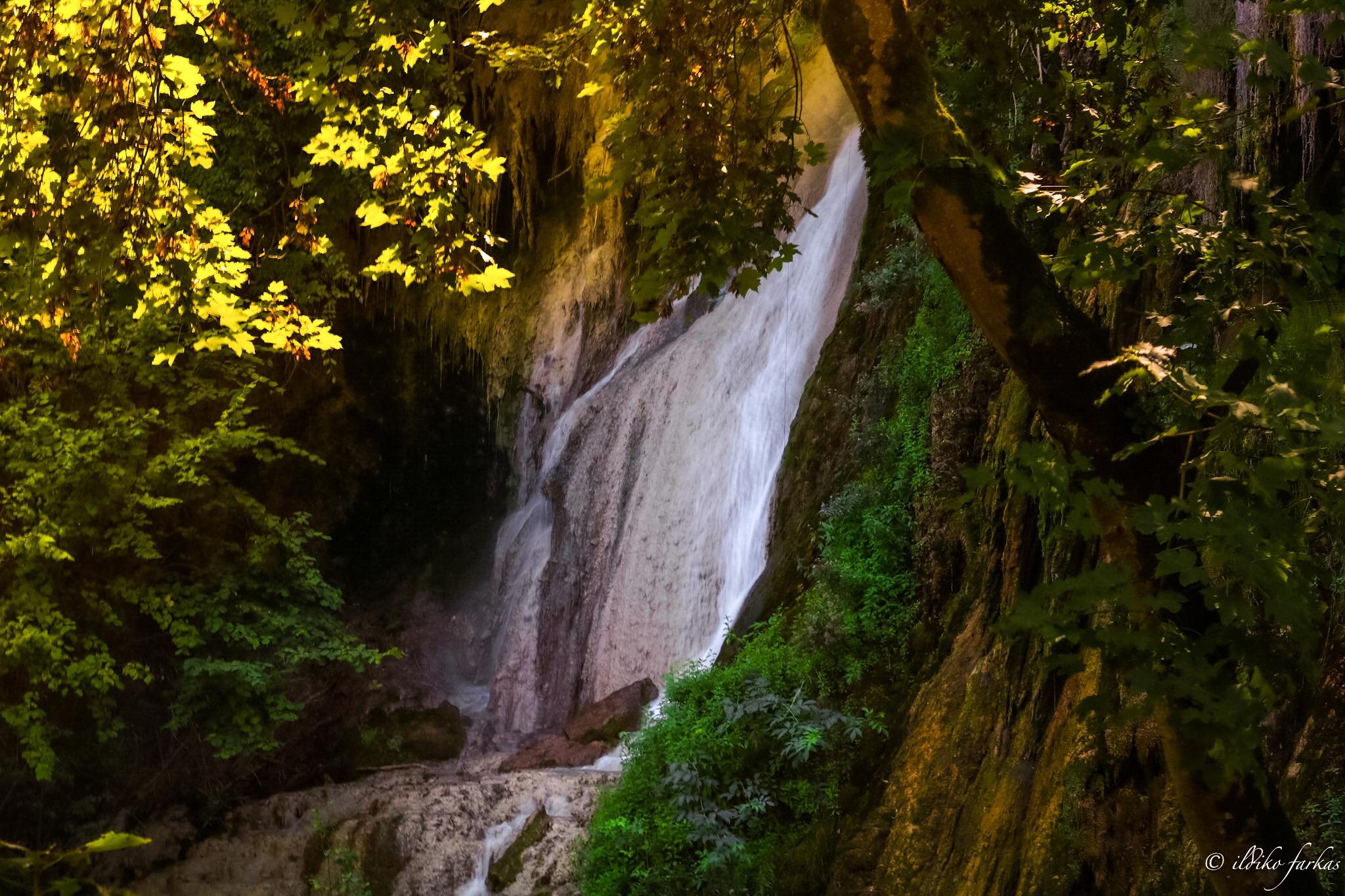 cascada_clocota2