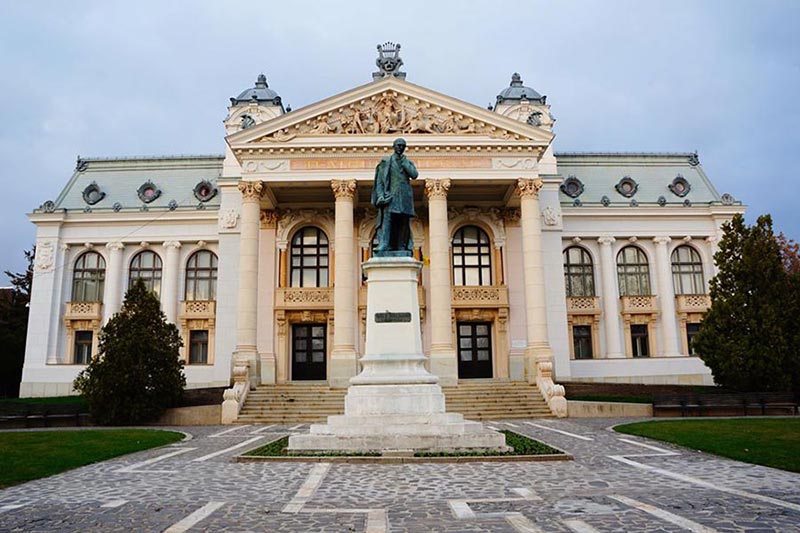 theater-iasi-1