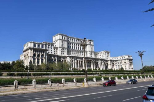 bukarest-parlament-500x333