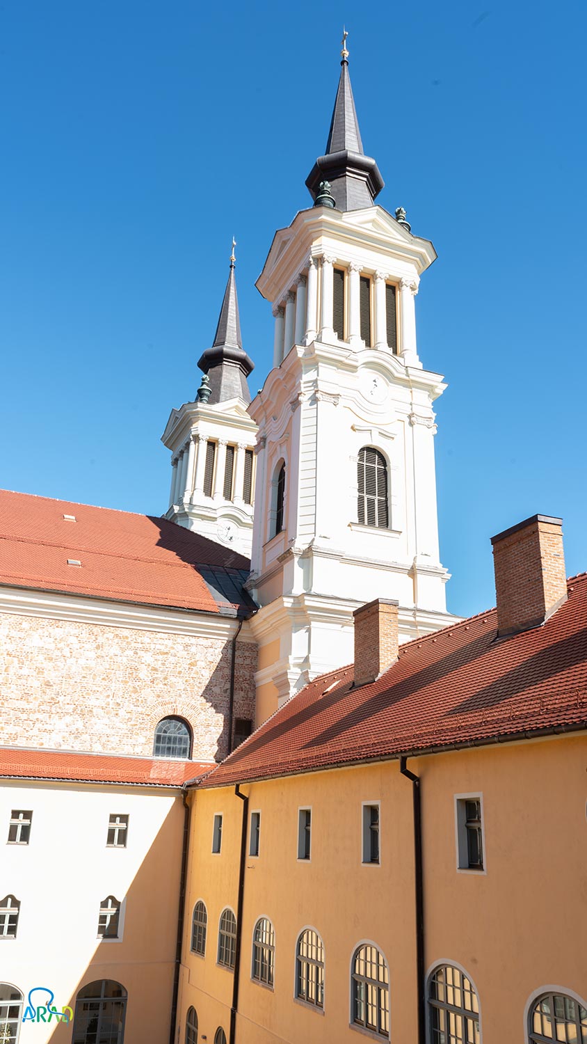 BASILICA-MARIA-RADNA-15