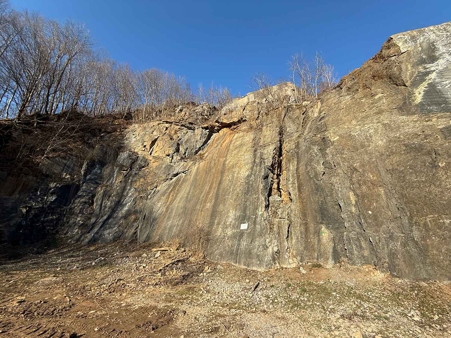 CARIERA-DE-MARMURA-6