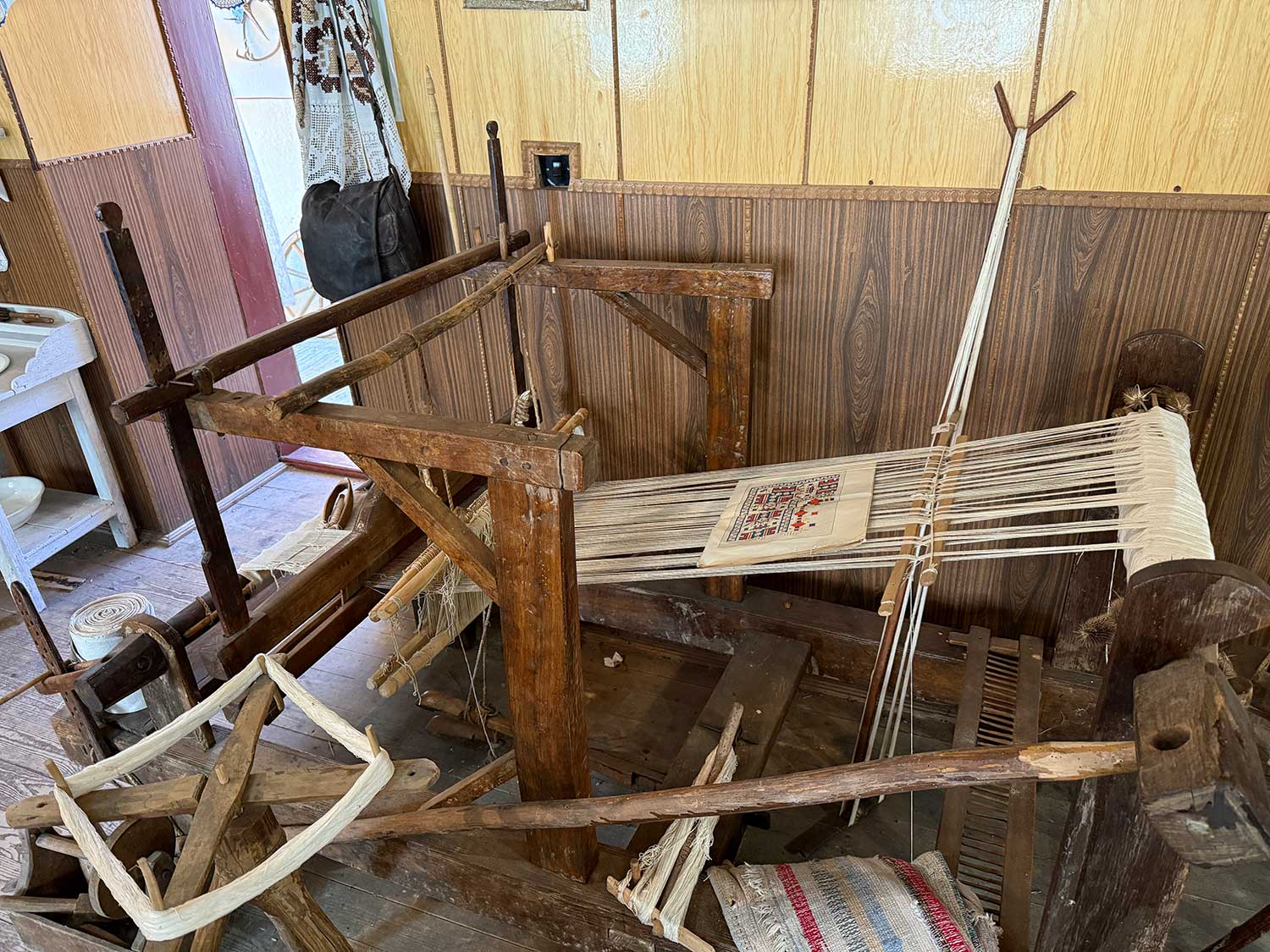 MUZEUL-SATULUI-MONEASA-10